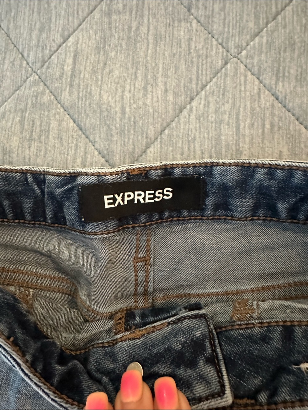 Express Women's Embroidered Frayed Hem Denim Shorts - Light Blue - Picture 5 of 6